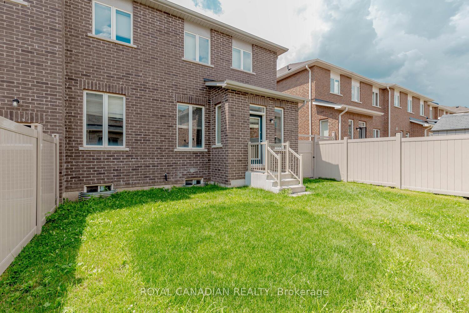 Photo 39 of 1467 Pratt Heights, Milton, Ford — HOMEH