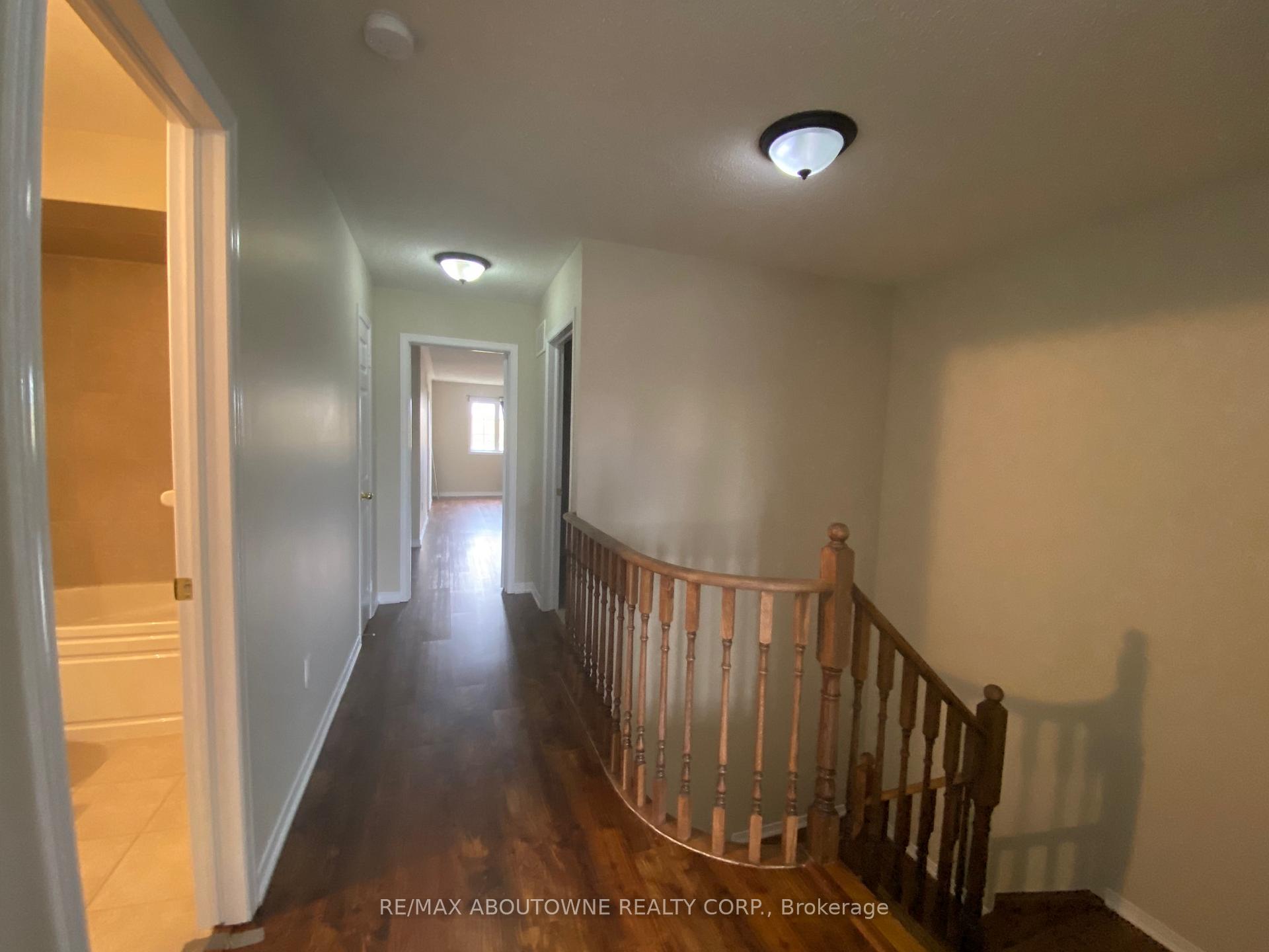 Photo 17 of 13 Mcphail Place, Hamilton, Waterdown — HOMEH