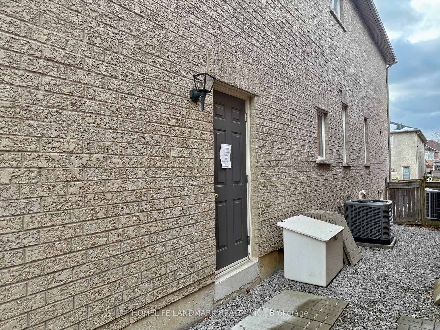 Photo 2 of Unit bsmt, 3 Caprara Crescent, Markham, Box Grove — HOMEH