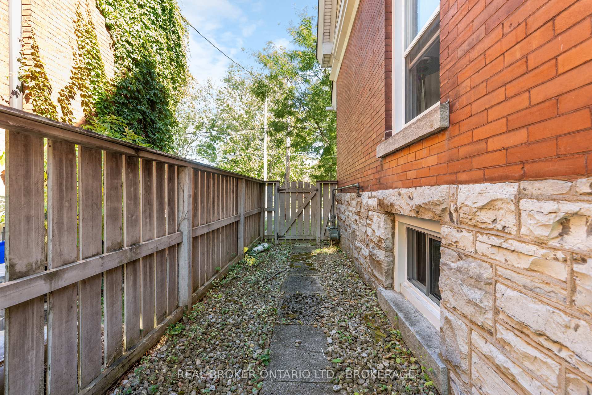 Photo 28 of 368 Albert Street, Kingston, Central City East — HOMEH