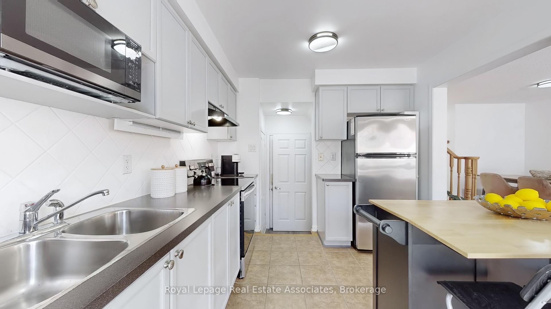 Photo 14 of 721 Shortreed Crescent, Milton, Coates — HOMEH