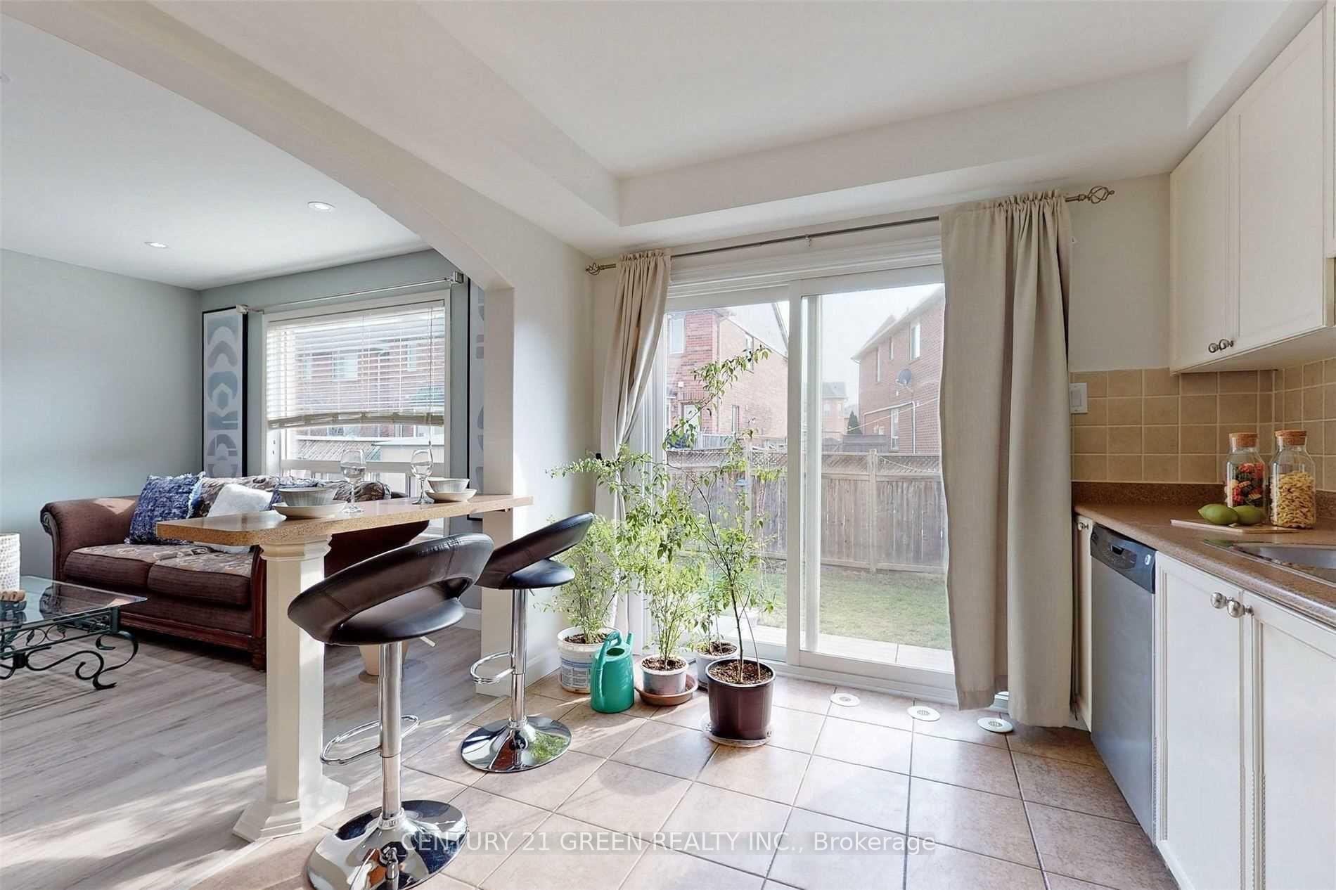 Photo 6 of 968 Thompson Road S, Milton, Coates — HOMEH