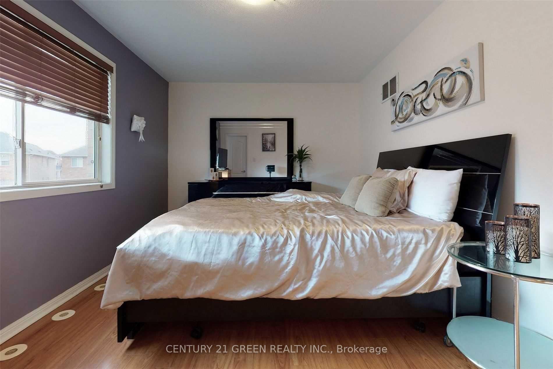 Photo 8 of 968 Thompson Road S, Milton, Coates — HOMEH