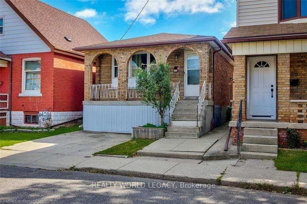 Photo 1 of Unit B, 122 Belview Avenue, Hamilton, Crown Point — HOMEH