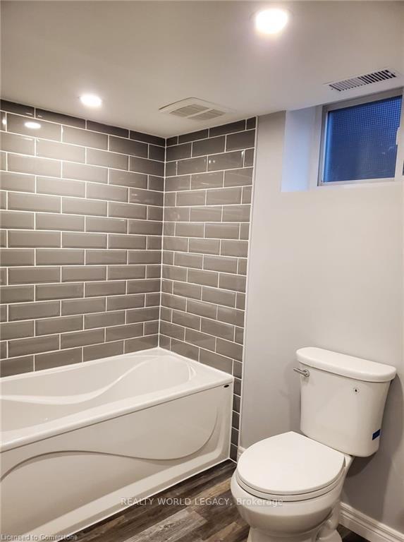 Photo 8 of Unit B, 122 Belview Avenue, Hamilton, Crown Point — HOMEH