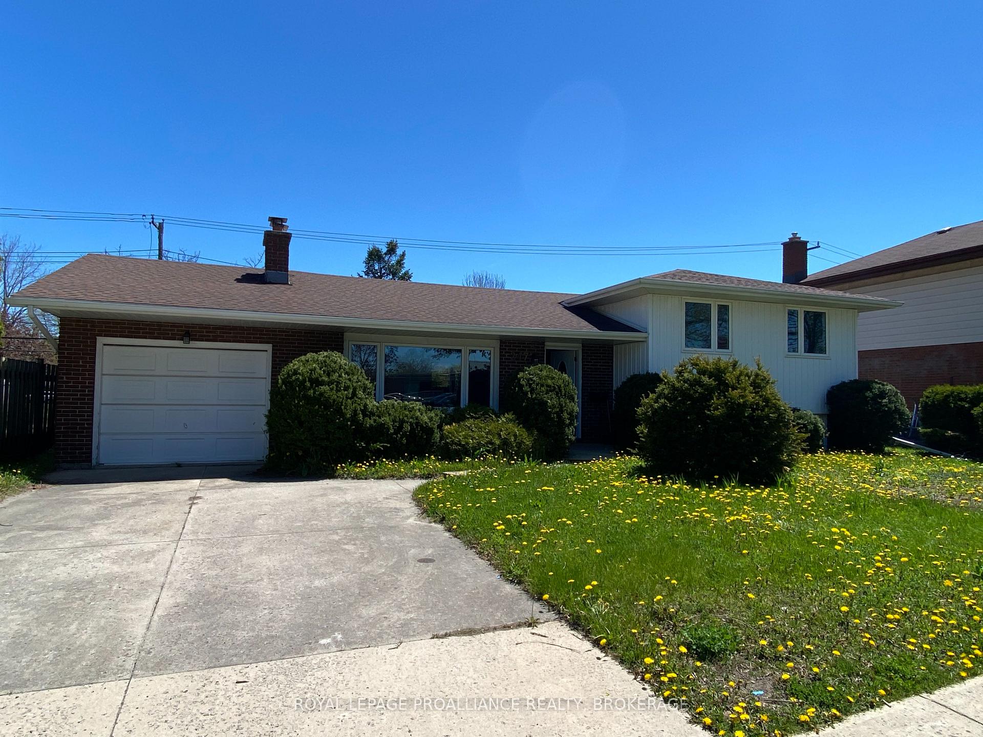 Photo 1 of 247 Norman Rogers Drive, Kingston, Central City West — HOMEH