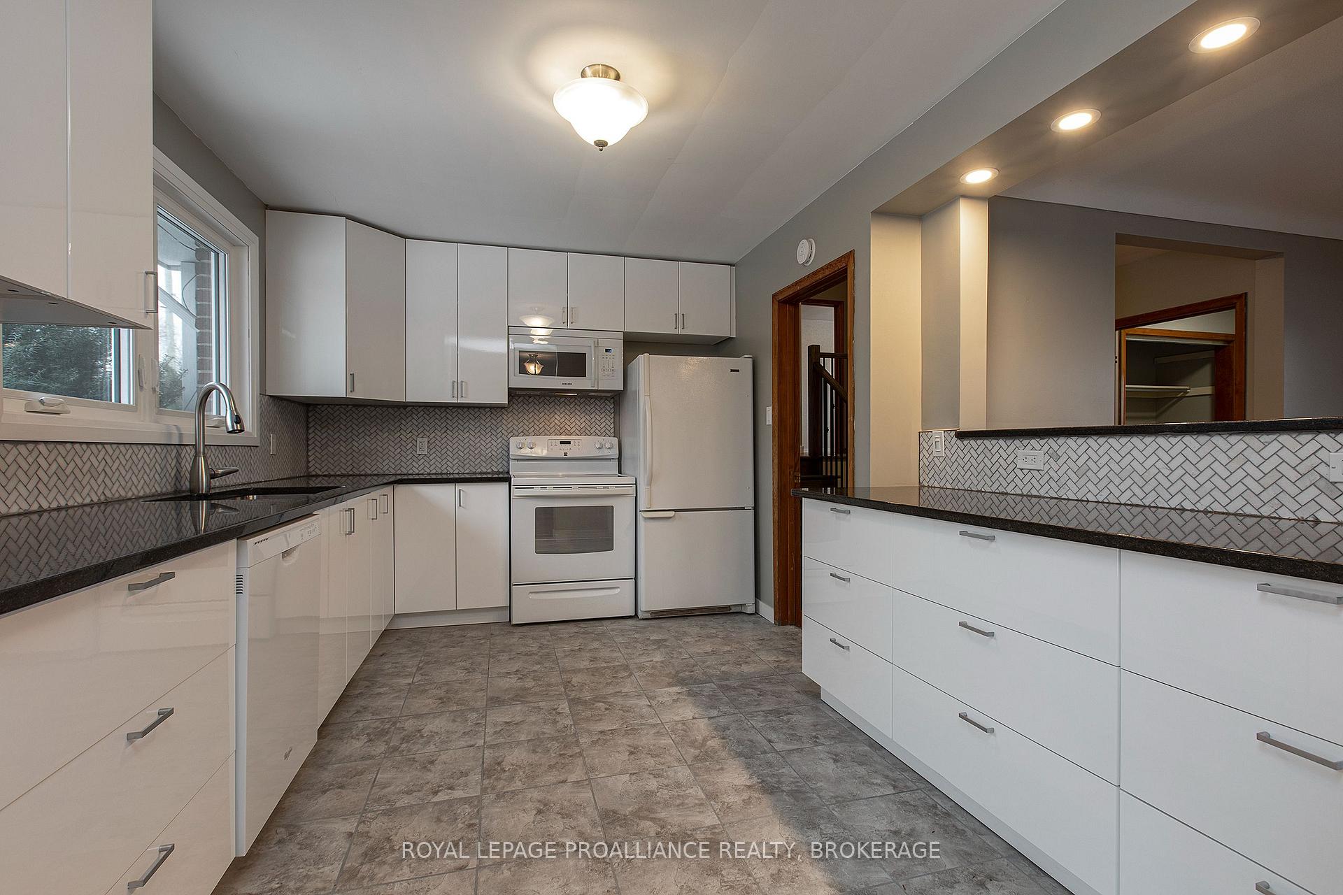 Photo 6 of 247 Norman Rogers Drive, Kingston, Central City West — HOMEH