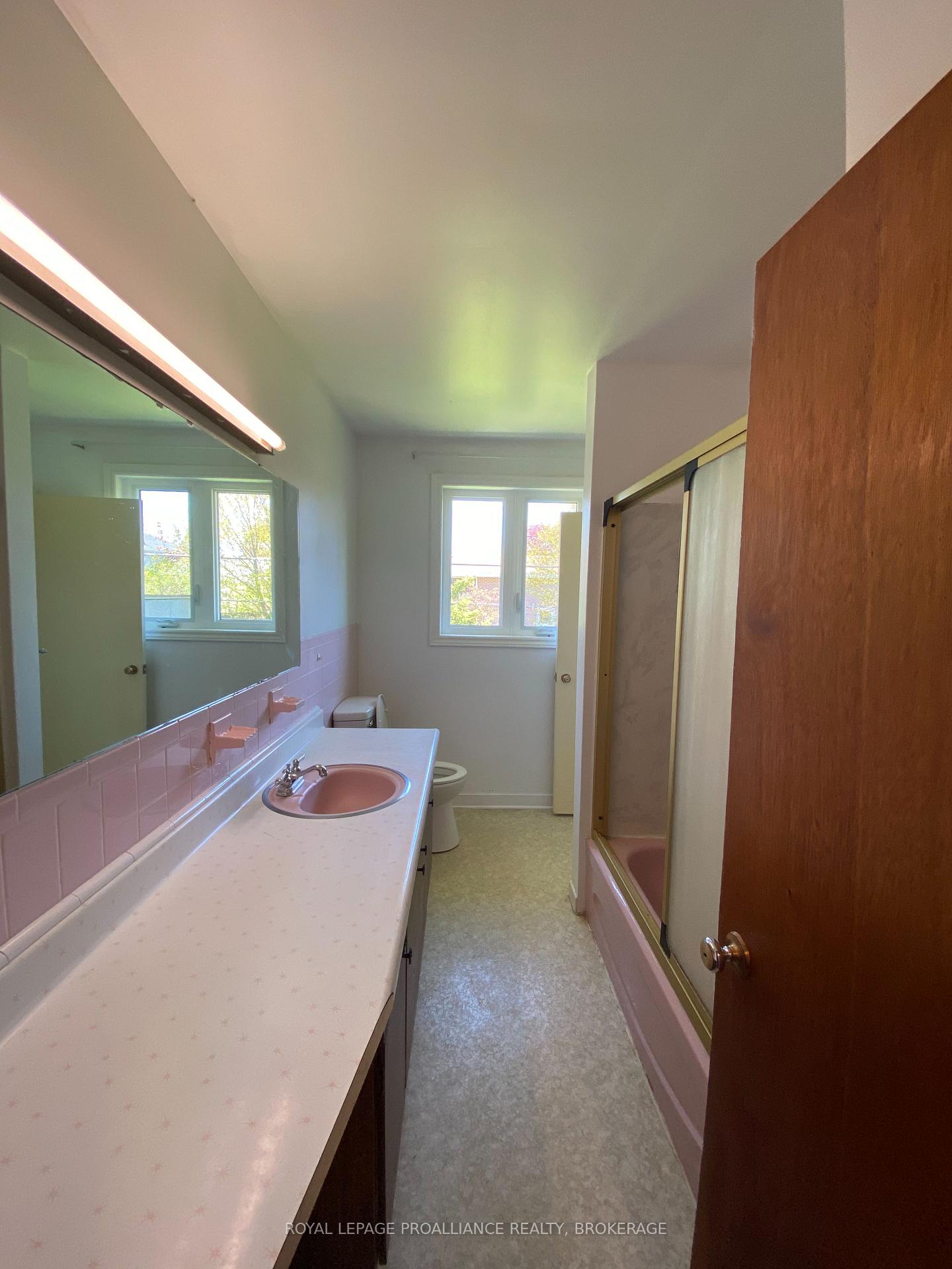 Photo 12 of 247 Norman Rogers Drive, Kingston, Central City West — HOMEH