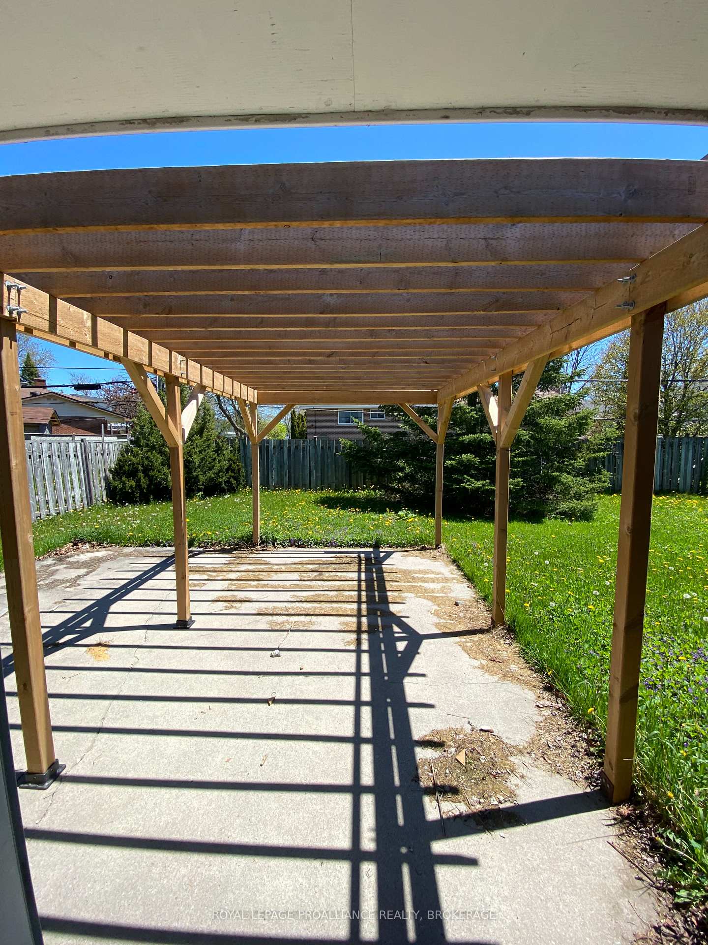 Photo 19 of 247 Norman Rogers Drive, Kingston, Central City West — HOMEH