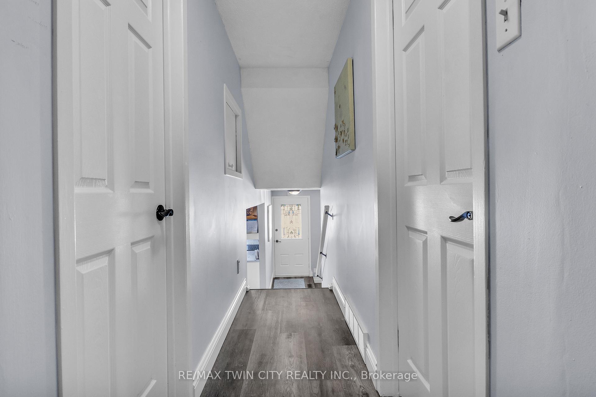 Photo 13 of 156 Sugar Maple Street, Kitchener — HOMEH