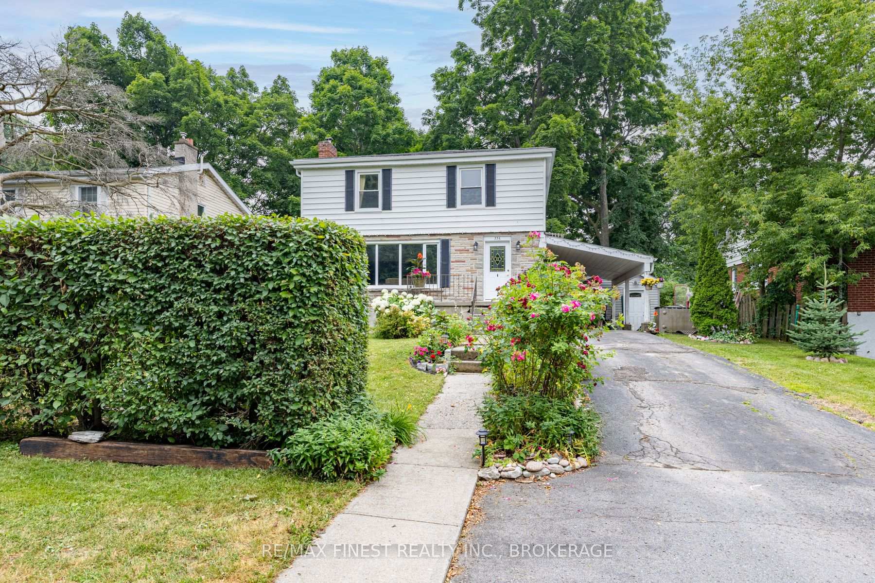 Photo 4 of 336 McMahon Avenue, Kingston, West of Sir John A. Blvd — HOMEH