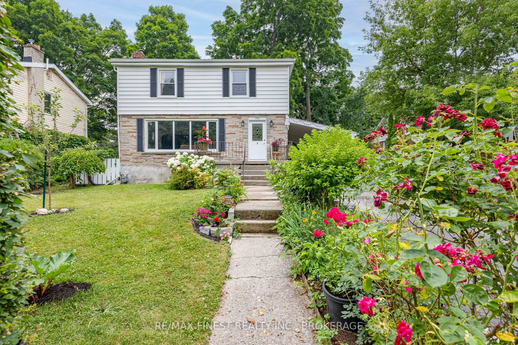 Photo 5 of 336 McMahon Avenue, Kingston, West of Sir John A. Blvd — HOMEH