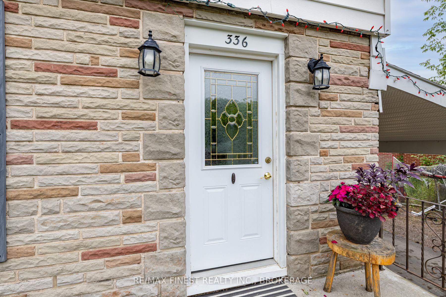 Photo 8 of 336 McMahon Avenue, Kingston, West of Sir John A. Blvd — HOMEH