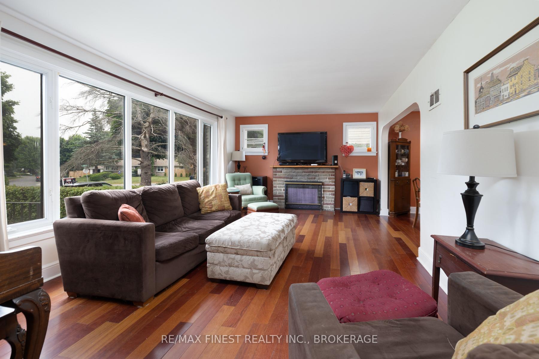 Photo 11 of 336 McMahon Avenue, Kingston, West of Sir John A. Blvd — HOMEH