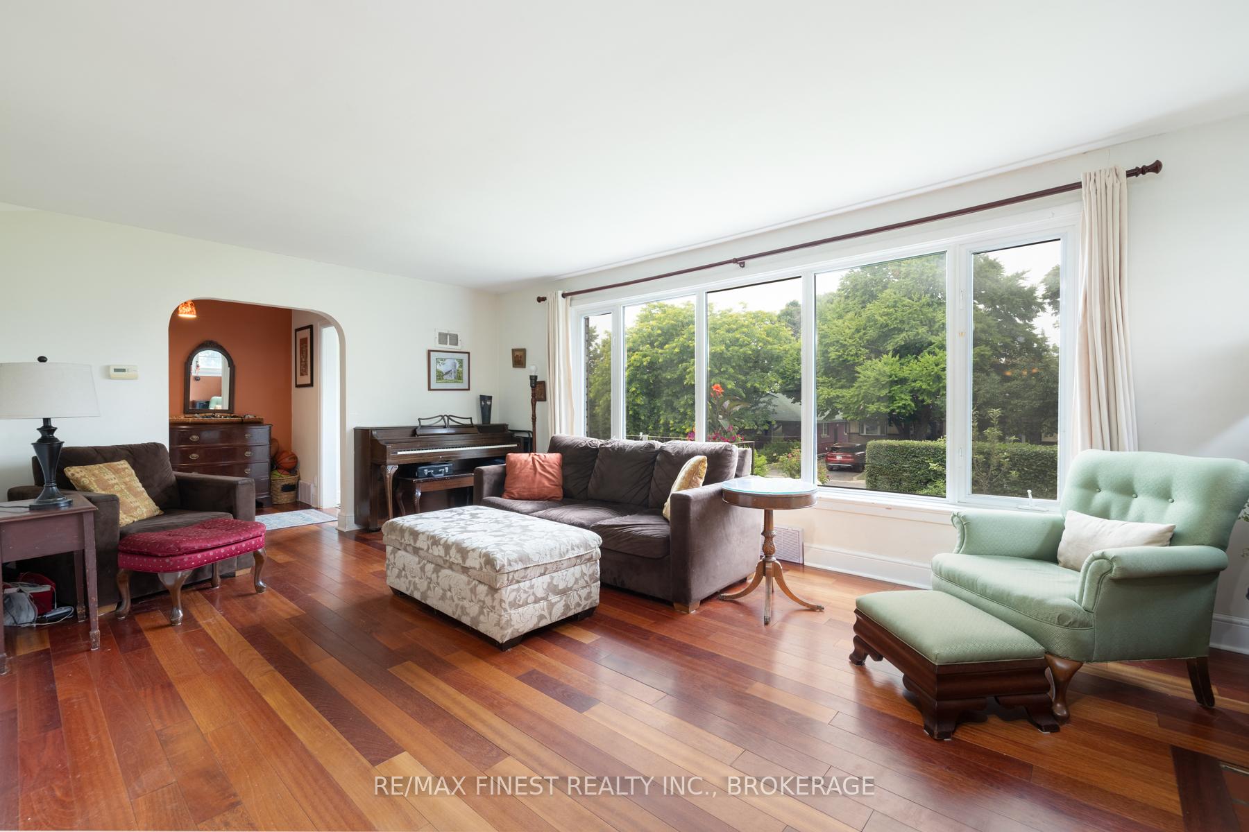 Photo 12 of 336 McMahon Avenue, Kingston, West of Sir John A. Blvd — HOMEH