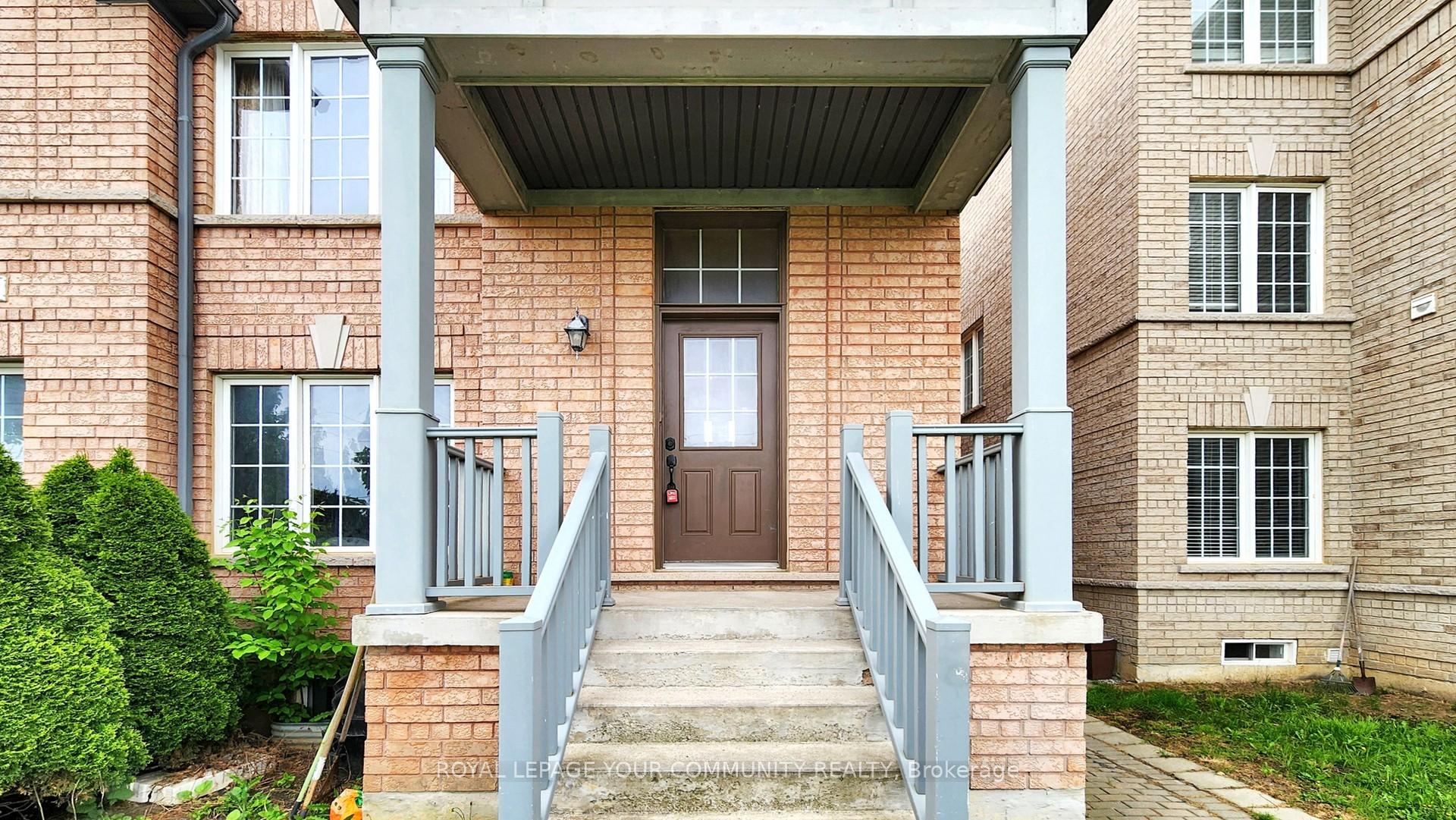 Photo 5 of 44 Old Oak Lane, Markham, Cornell — HOMEH