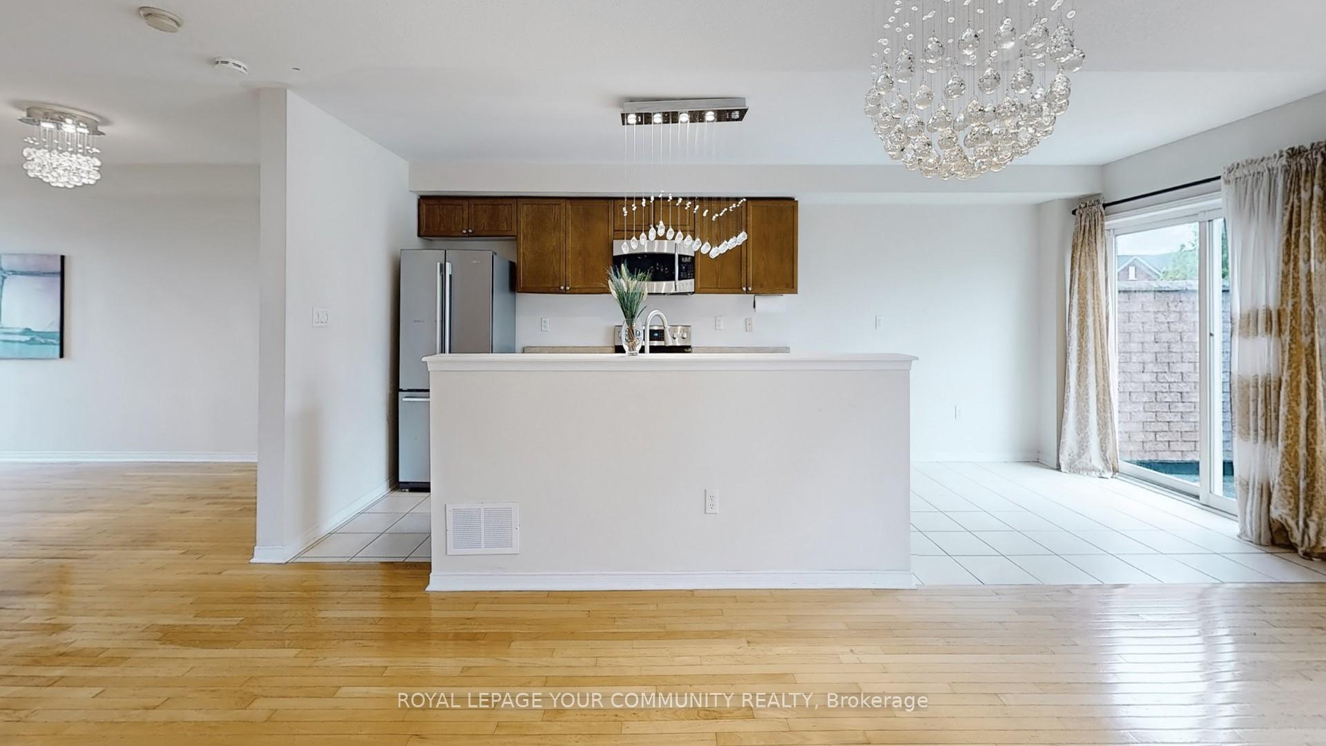 Photo 15 of 44 Old Oak Lane, Markham, Cornell — HOMEH
