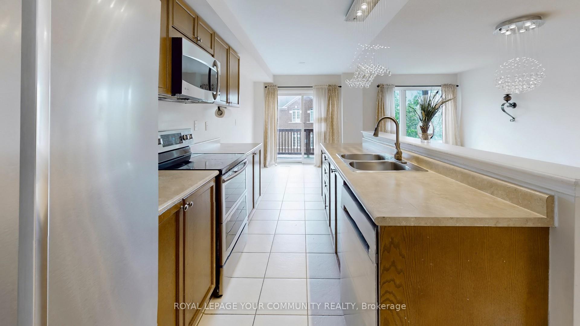 Photo 17 of 44 Old Oak Lane, Markham, Cornell — HOMEH