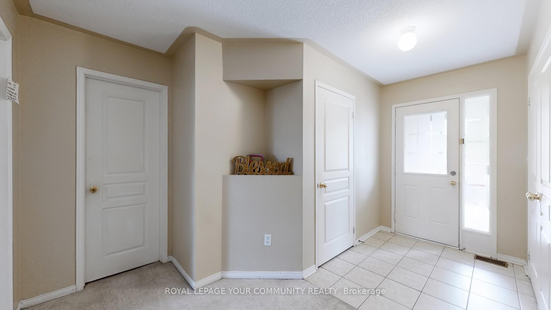 Photo 22 of 44 Old Oak Lane, Markham, Cornell — HOMEH