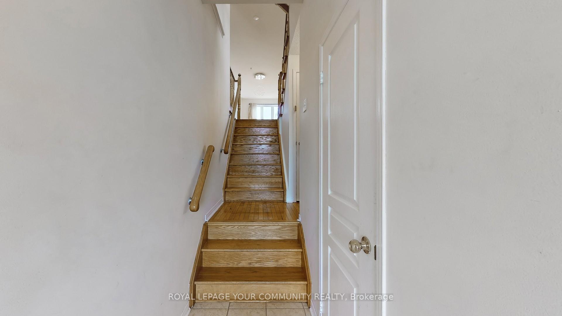 Photo 23 of 44 Old Oak Lane, Markham, Cornell — HOMEH