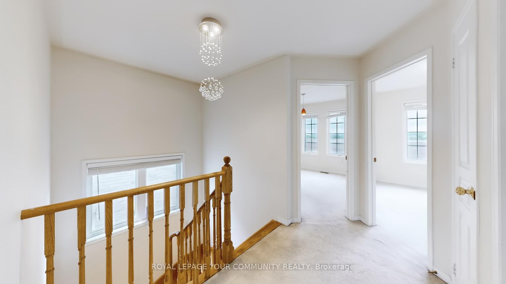 Photo 27 of 44 Old Oak Lane, Markham, Cornell — HOMEH