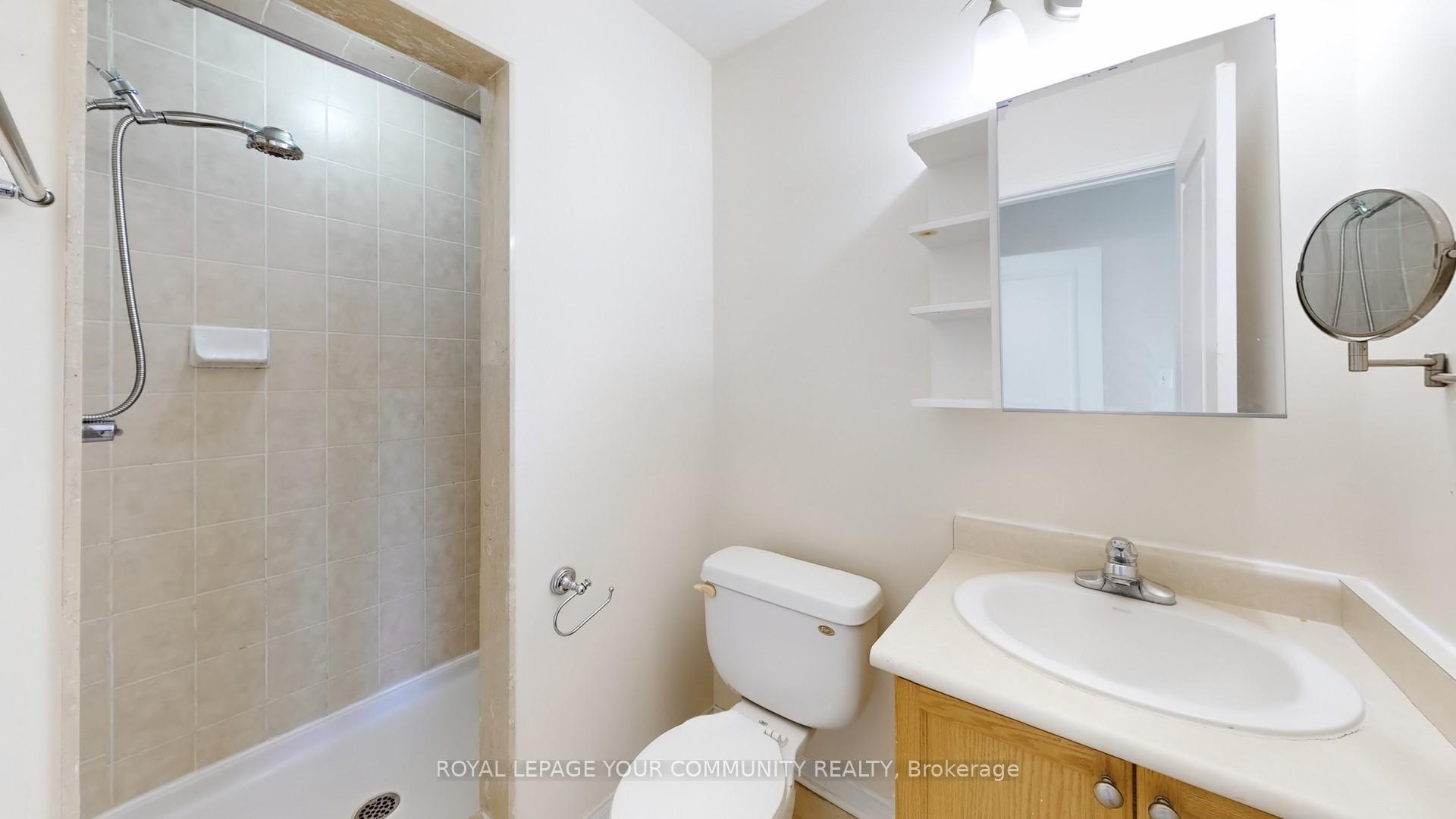 Photo 33 of 44 Old Oak Lane, Markham, Cornell — HOMEH