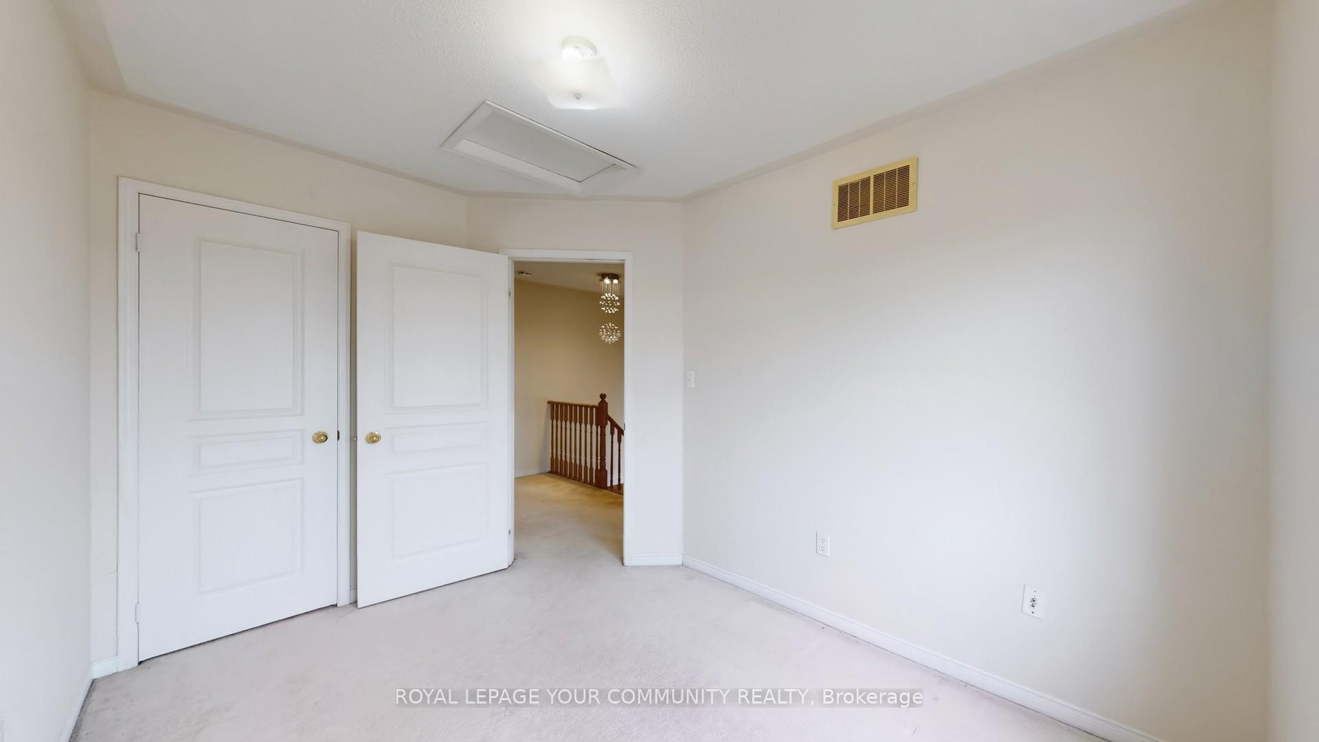 Photo 39 of 44 Old Oak Lane, Markham, Cornell — HOMEH