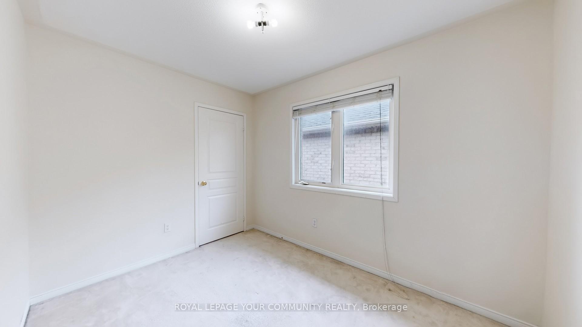 Photo 40 of 44 Old Oak Lane, Markham, Cornell — HOMEH