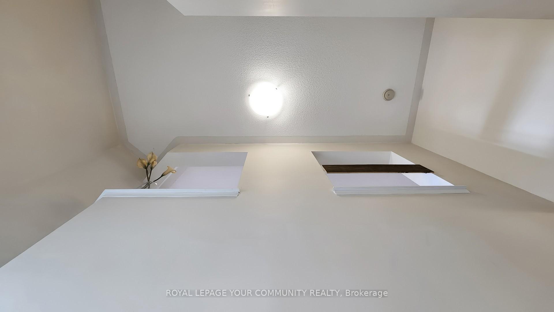 Photo 47 of 44 Old Oak Lane, Markham, Cornell — HOMEH