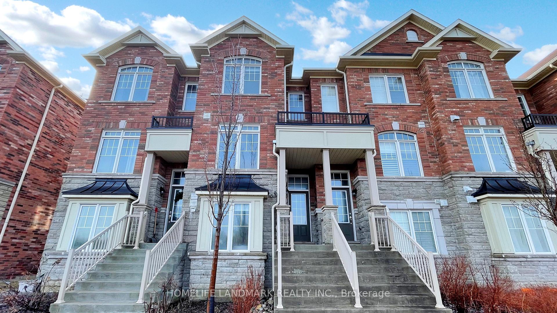 Front of 45 Dundas Way