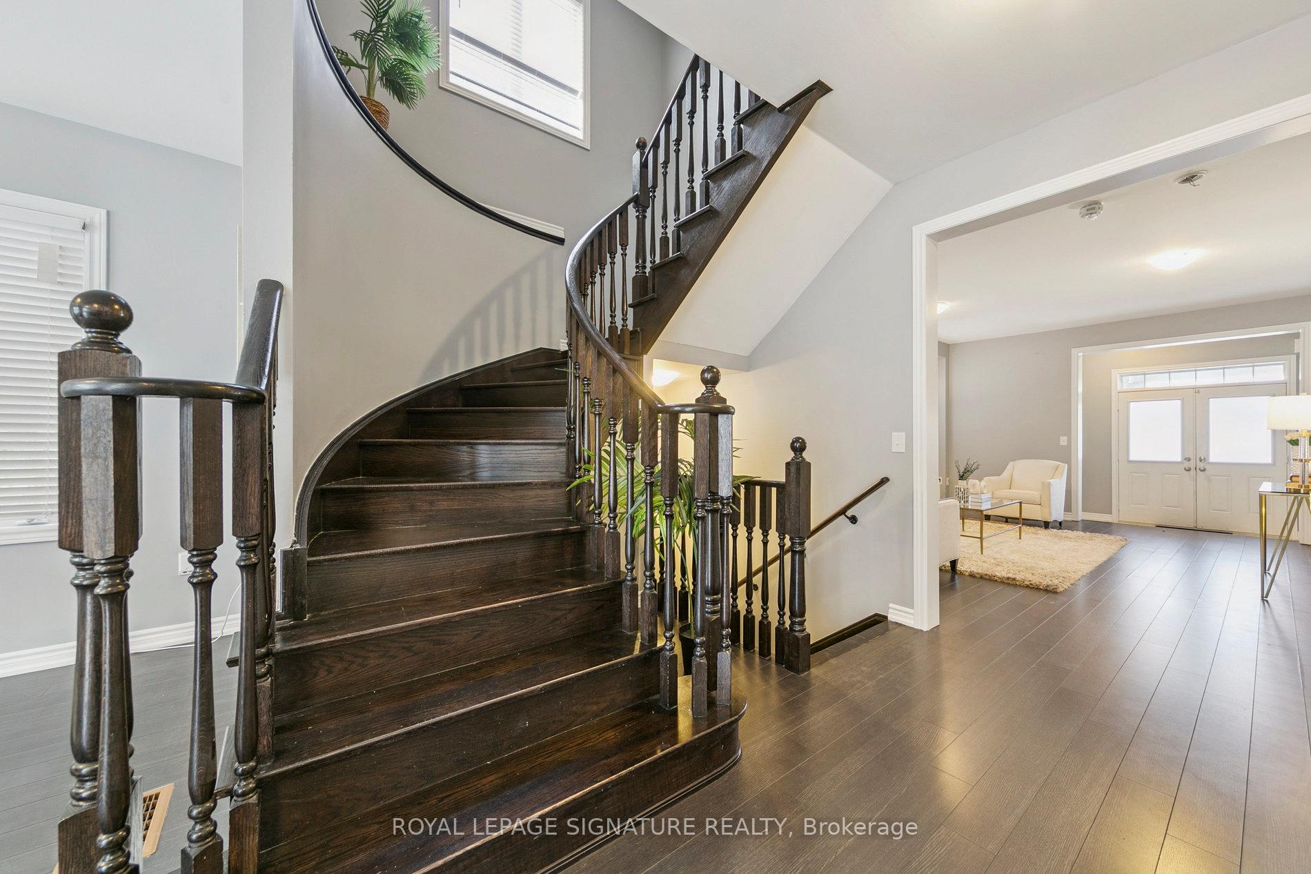 Photo 10 of 1466 Chretien Street, Milton, Ford — HOMEH