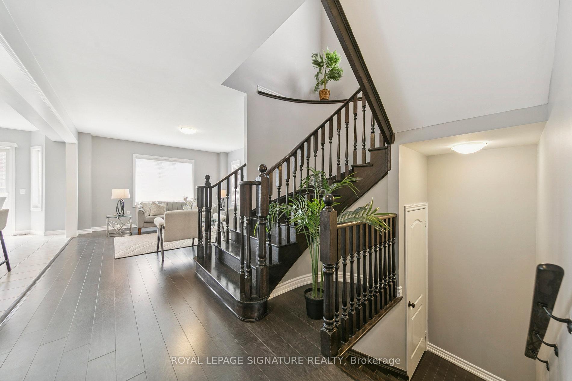 Photo 12 of 1466 Chretien Street, Milton, Ford — HOMEH