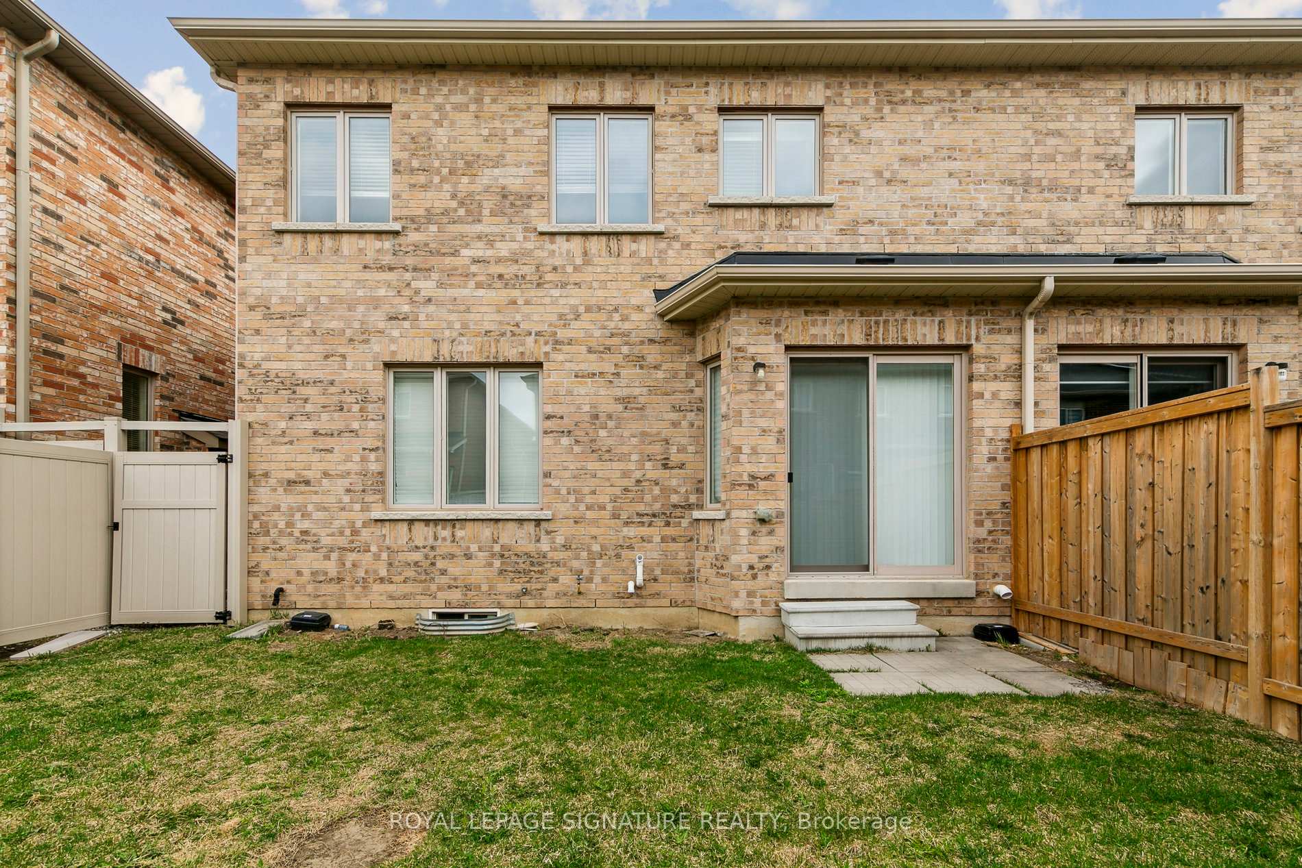 Photo 47 of 1466 Chretien Street, Milton, Ford — HOMEH