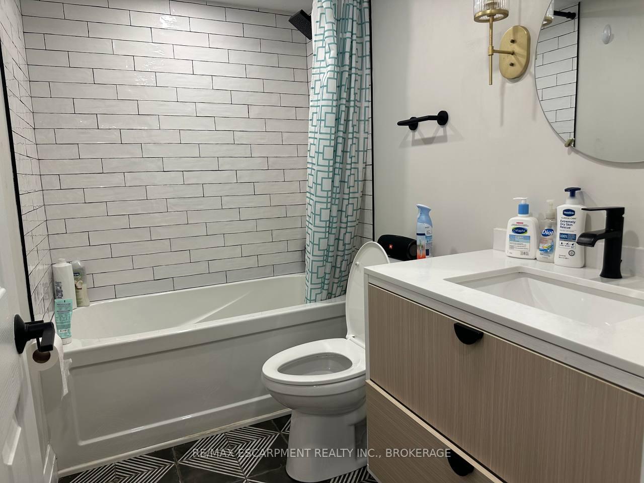 Photo 15 of Unit LOWER, 67 Maclennan Avenue, Hamilton, Burkholme — HOMEH