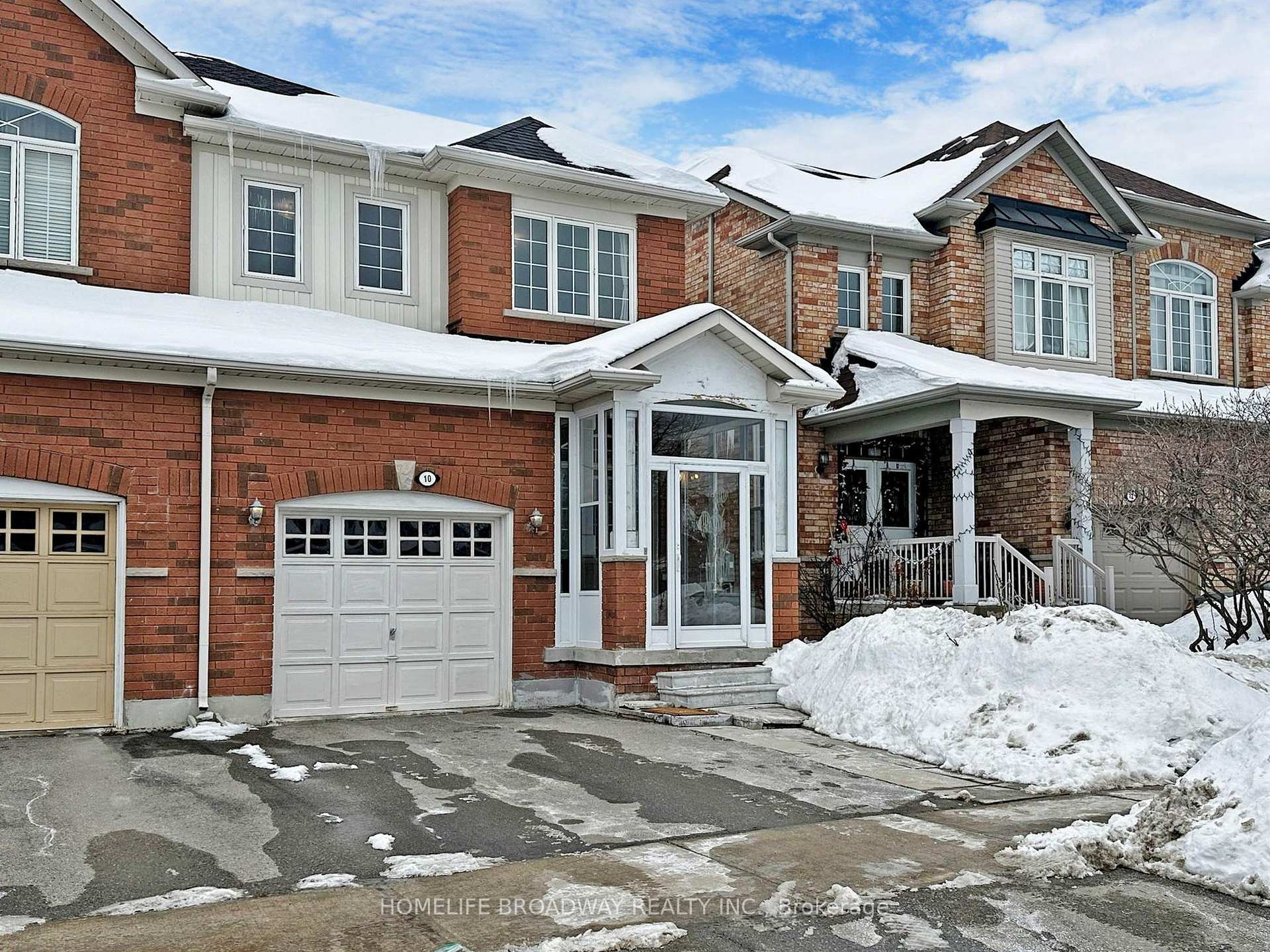 Photo 2 of 10 Wingrove Street, Markham, Wismer — HOMEH