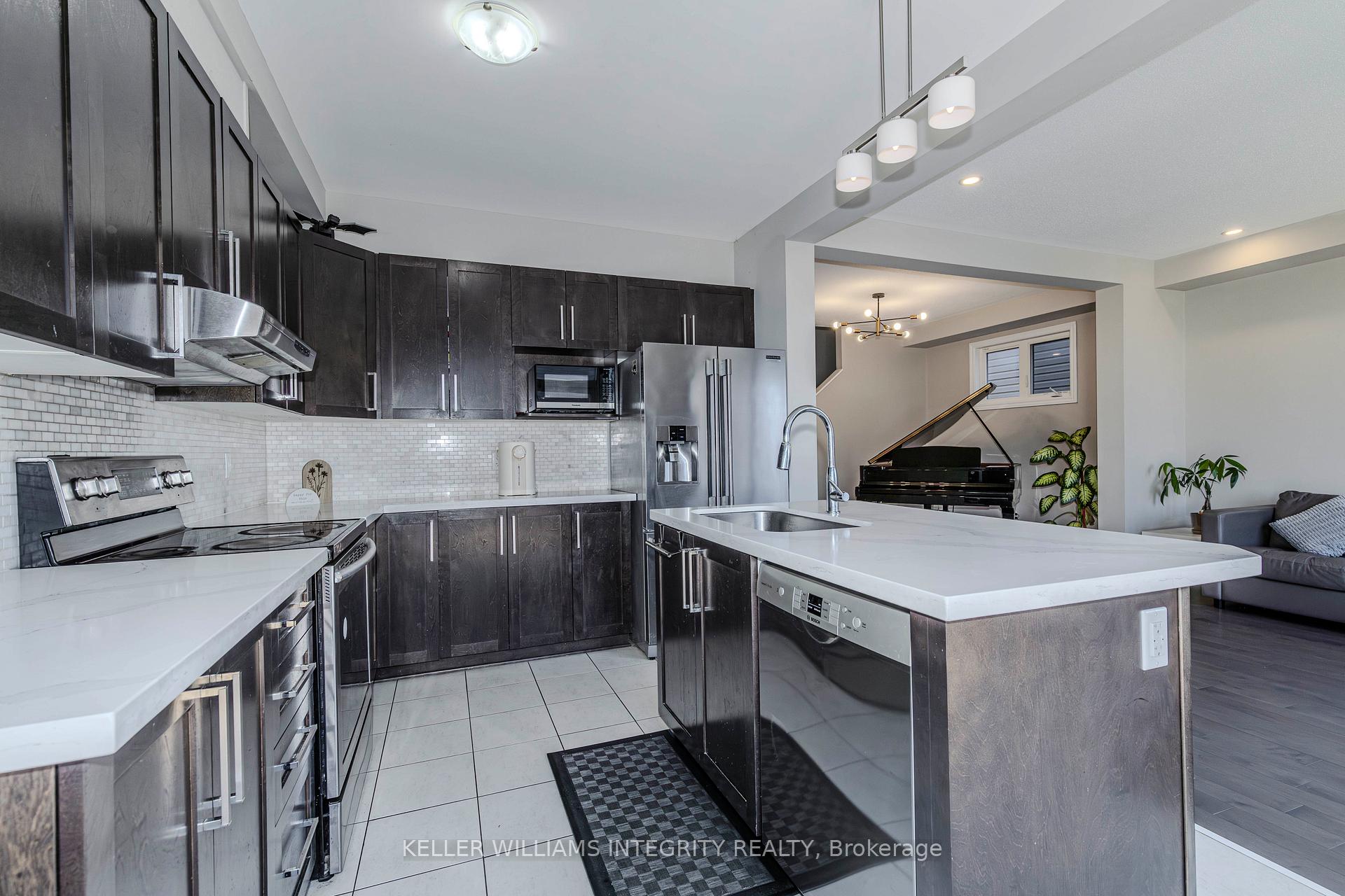 Photo 9 of 567 Paine Avenue, Ottawa, Kanata - Kanata Lakes/Heritage Hills — HOMEH
