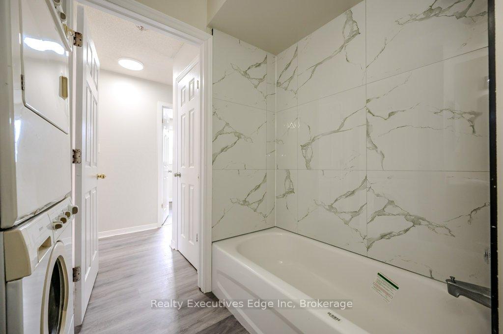 Photo 25 of 28 Summerhill Crescent, Kitchener — HOMEH