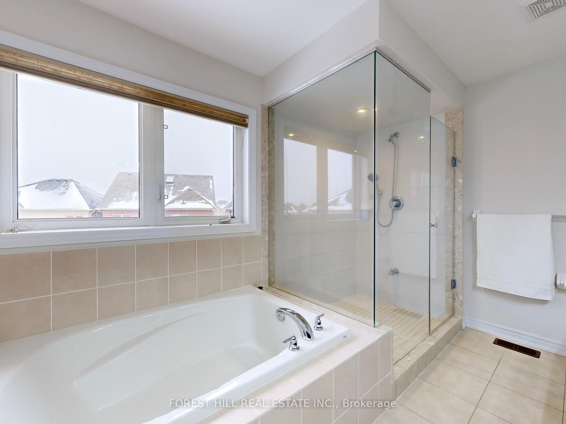 Photo 18 of 5 Beebe Crescent, Markham, Wismer — HOMEH