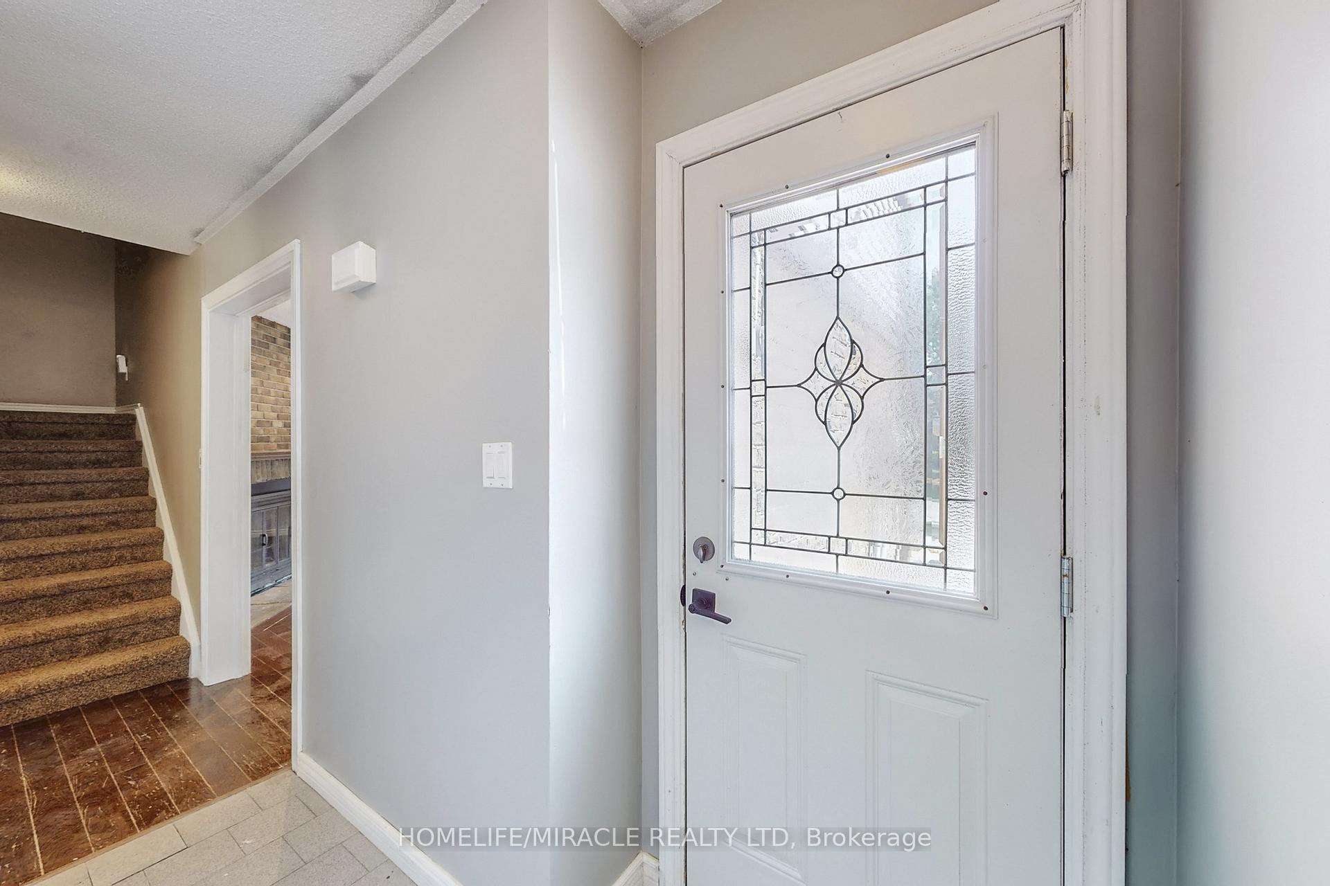 Photo 4 of 703 Middleton Crescent, Milton, Timberlea — HOMEH
