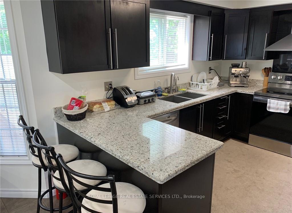Photo 10 of 702 Stone Church Road E, Hamilton, Eleanor — HOMEH
