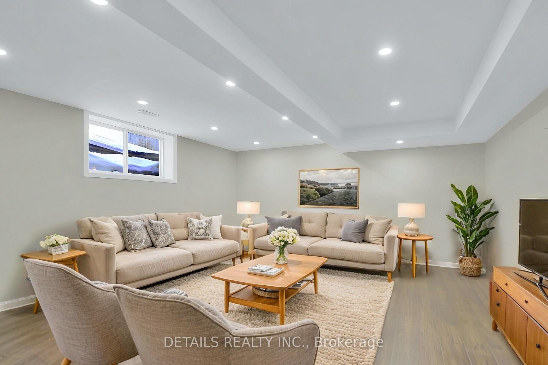 Photo 6 of 114 Muskego Crescent, Ottawa, Kanata - Morgan's Grant/South March — HOMEH