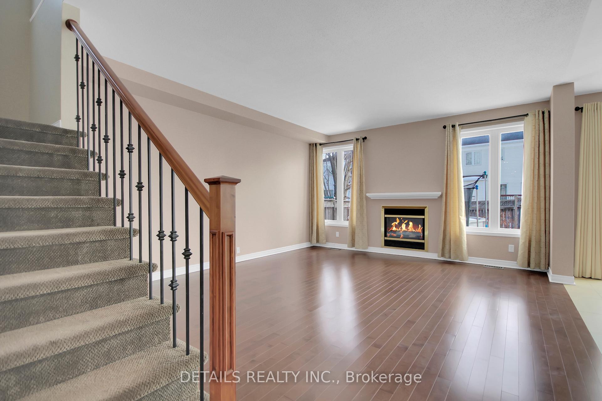 Photo 7 of 114 Muskego Crescent, Ottawa, Kanata - Morgan's Grant/South March — HOMEH