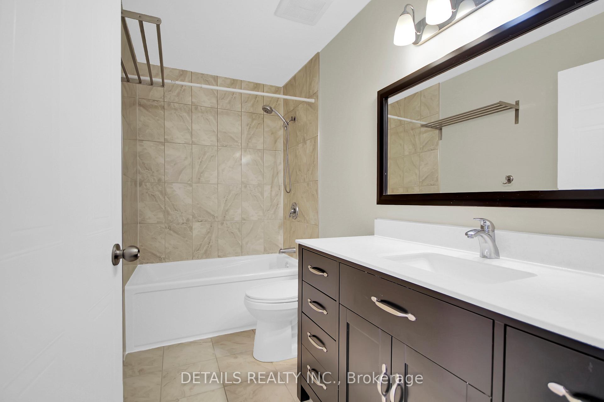 Photo 11 of 114 Muskego Crescent, Ottawa, Kanata - Morgan's Grant/South March — HOMEH