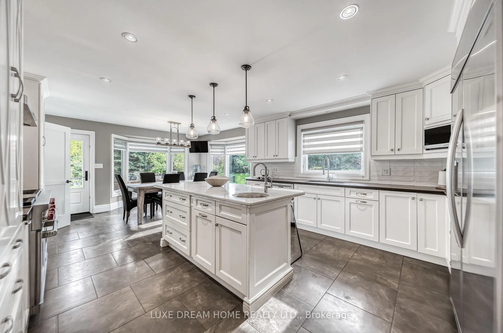 Photo 9 of 7038 Guelph Line, Milton, Rural Milton West — HOMEH