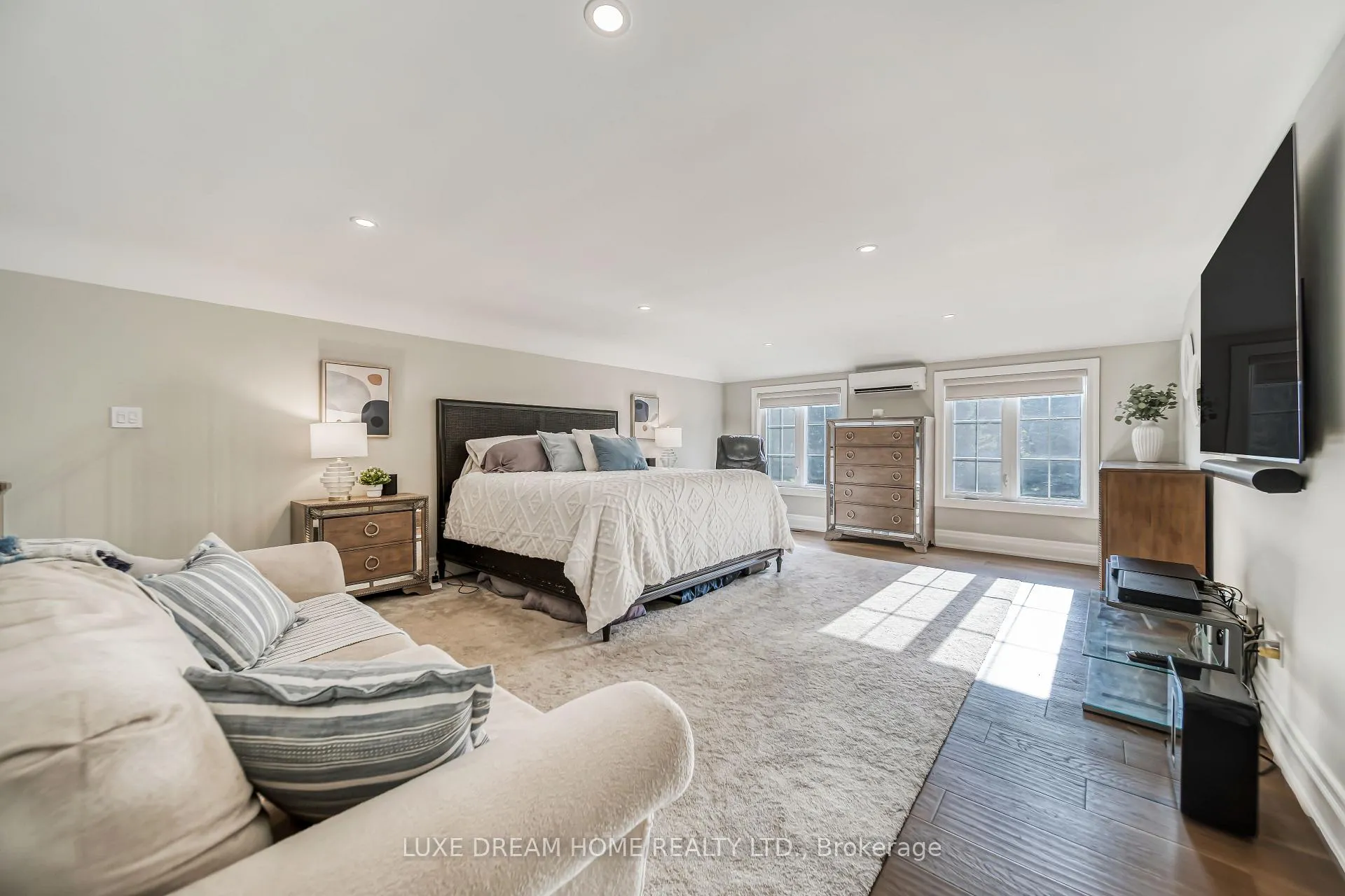Photo 13 of 7038 Guelph Line, Milton, Rural Milton West — HOMEH