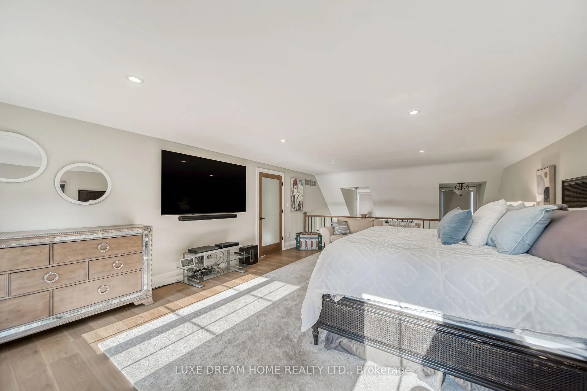 Photo 14 of 7038 Guelph Line, Milton, Rural Milton West — HOMEH
