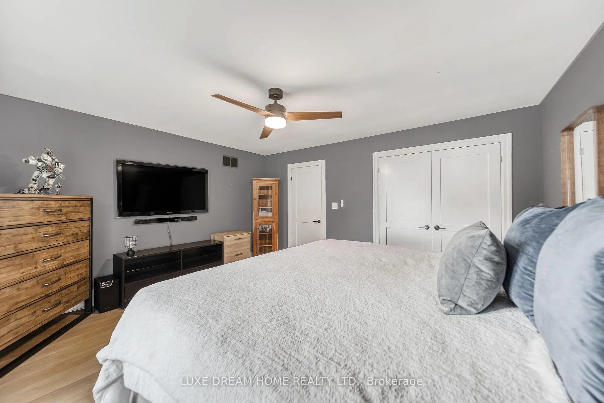 Photo 21 of 7038 Guelph Line, Milton, Rural Milton West — HOMEH