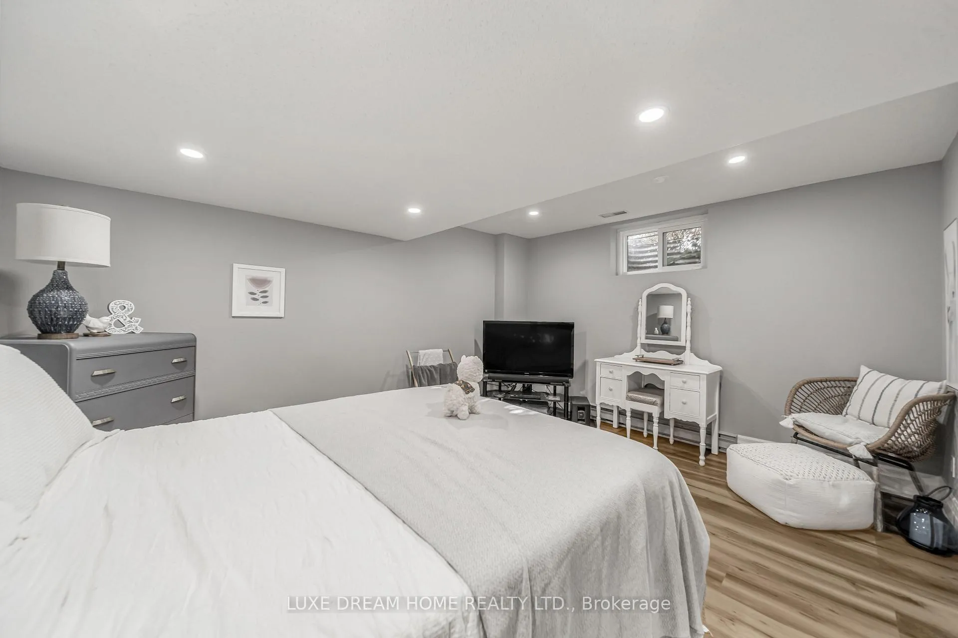 Photo 35 of 7038 Guelph Line, Milton, Rural Milton West — HOMEH