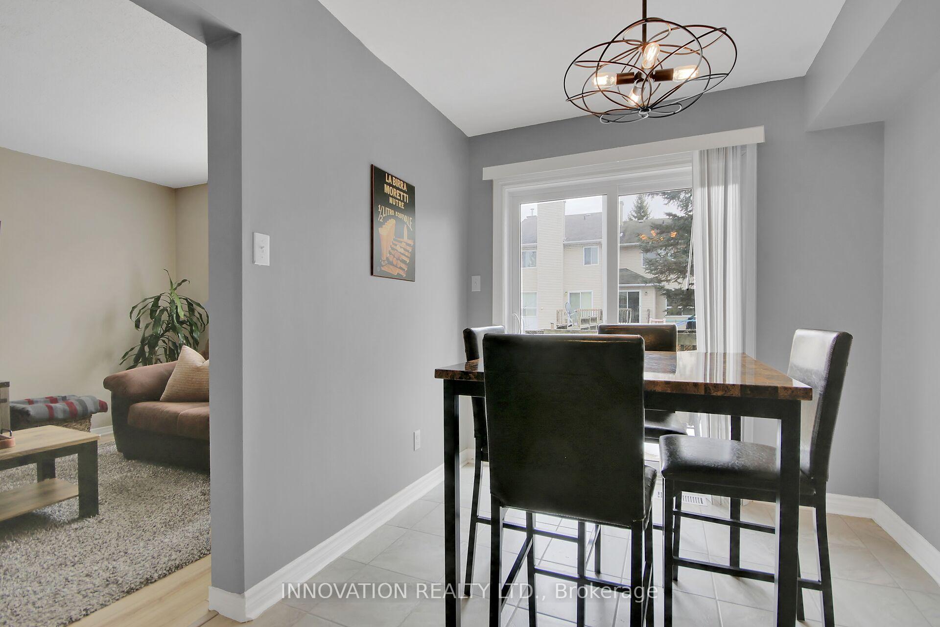 Photo 4 of 37 Aird Place, Ottawa, Kanata - Katimavik — HOMEH