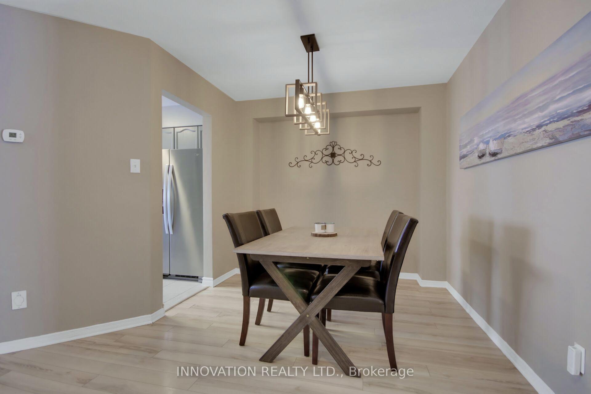 Photo 9 of 37 Aird Place, Ottawa, Kanata - Katimavik — HOMEH